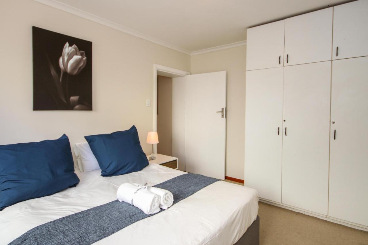 Holiday Home In Sea Point, Fresnaye Kapstadt Exterior foto