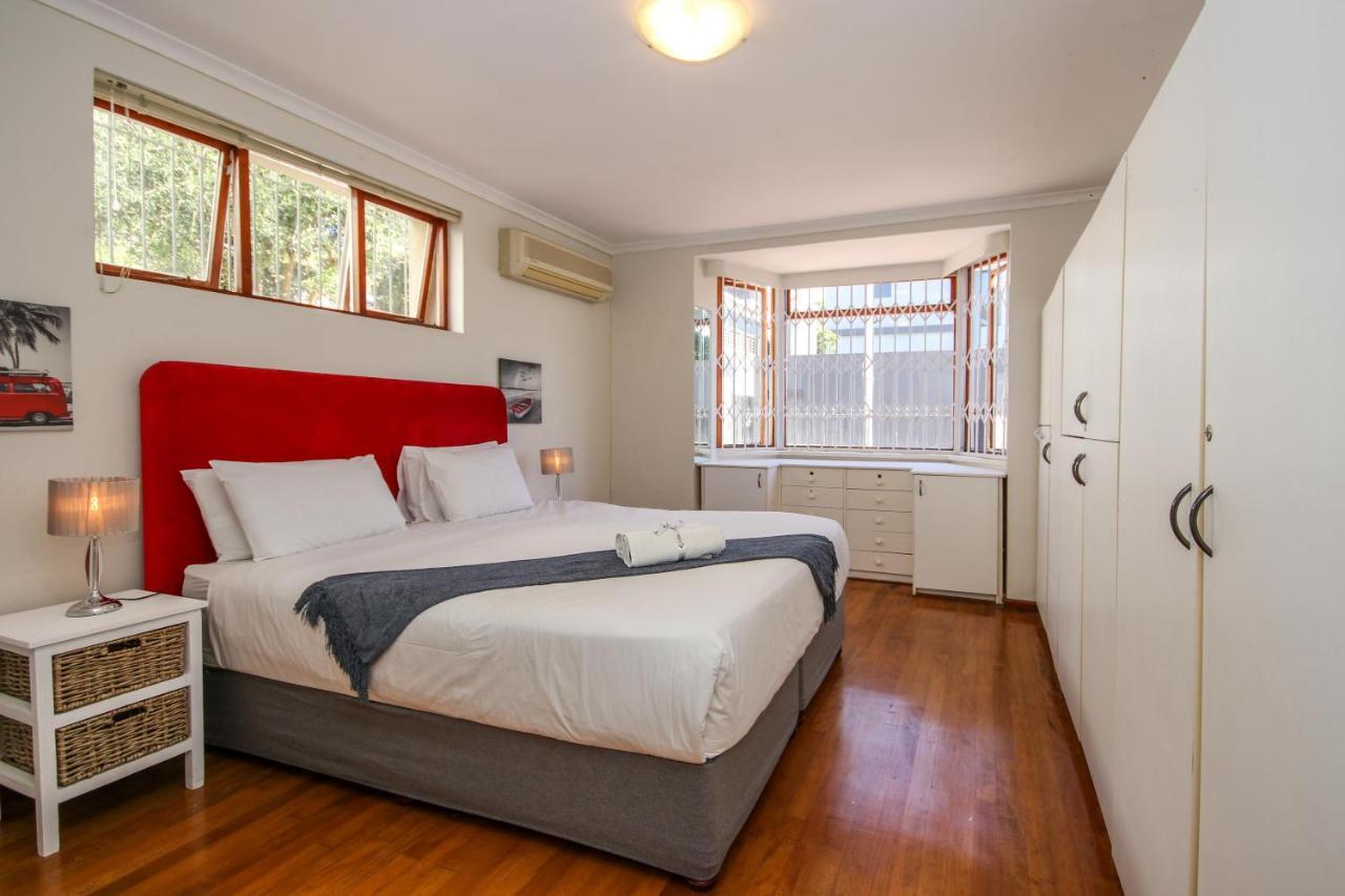 Holiday Home In Sea Point, Fresnaye Kapstadt Exterior foto
