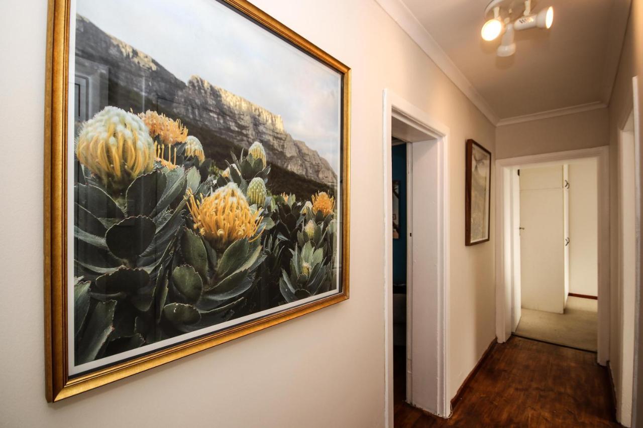 Holiday Home In Sea Point, Fresnaye Kapstadt Exterior foto